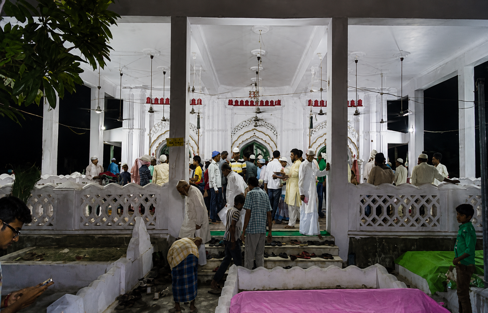 Devotees gathered at Bazidpur Mosque during Urs
